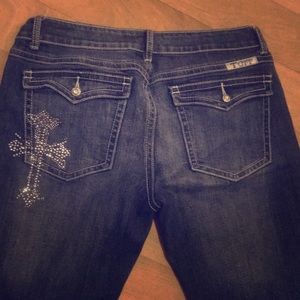 Cowgirl Tuff Midnight Jeans! 31x35